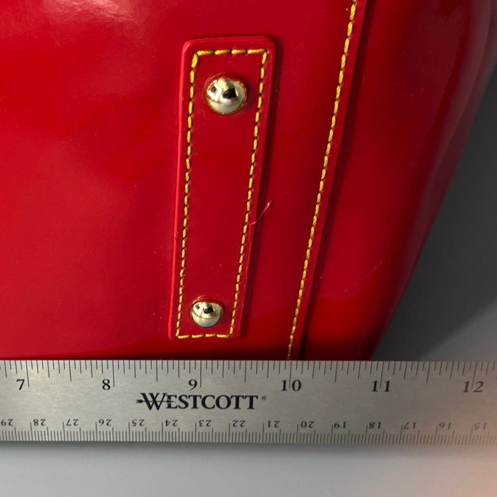 DOONEY & BOURKE 1975 SALEM LIPSTICK RED PATENT LEATHER LEATHER GOLD STITCH PURSE - Picture 5 of 10